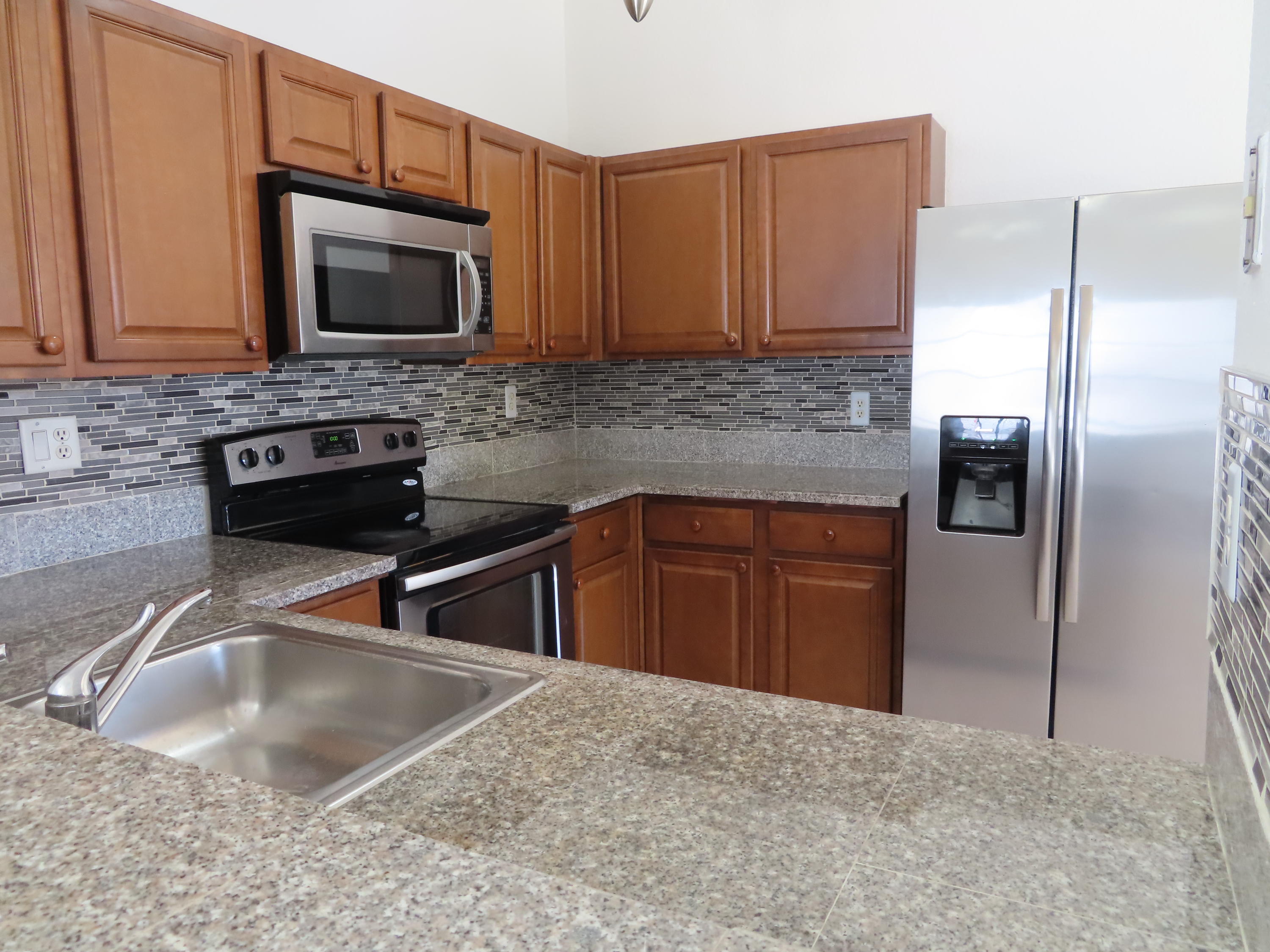 11138 Model Circle East Boca Raton, FL 33428 - Photo 2 of 18 IMG_0140