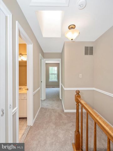 $550,000 | 16 Owens Glen Court, North Potomac, MD 20878