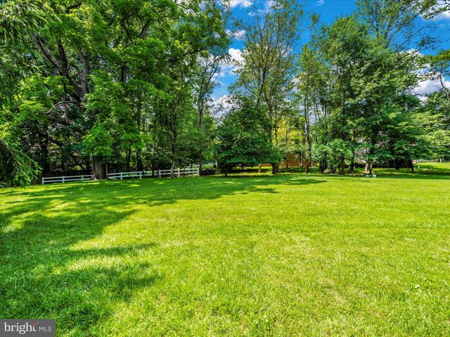 $550,000 | 16 Owens Glen Court, North Potomac, MD 20878