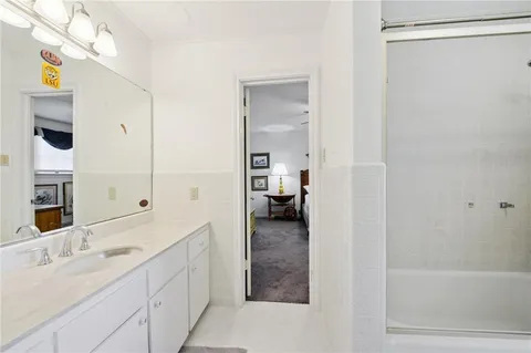 $699,000 | 15 Colony Road, Gretna, LA 70056