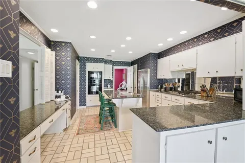 $699,000 | 15 Colony Road, Gretna, LA 70056