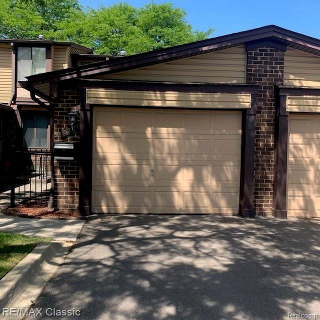 32111 West 12 Mile Road Farmington Hills, MI 48334 - Photo 2 of 64