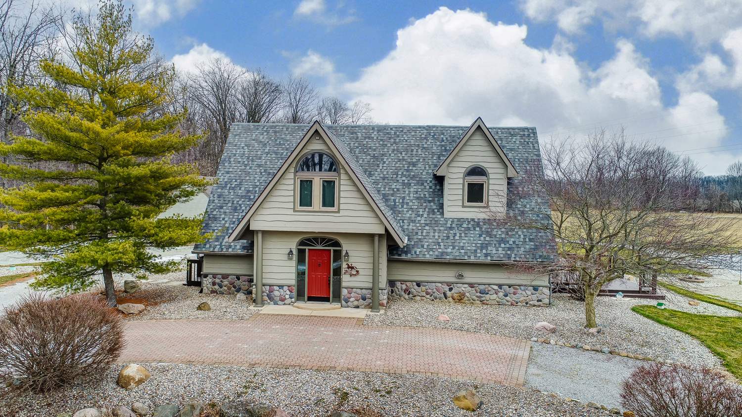 14504 Lima Road Fort Wayne, IN 46845 - Photo 1 of 30 Gallery Image 1