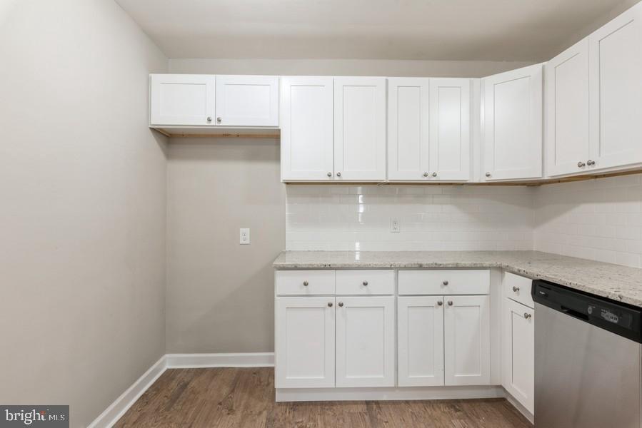 8 Nottingham Road Pennsville, NJ 08070 - Photo 4 of 17