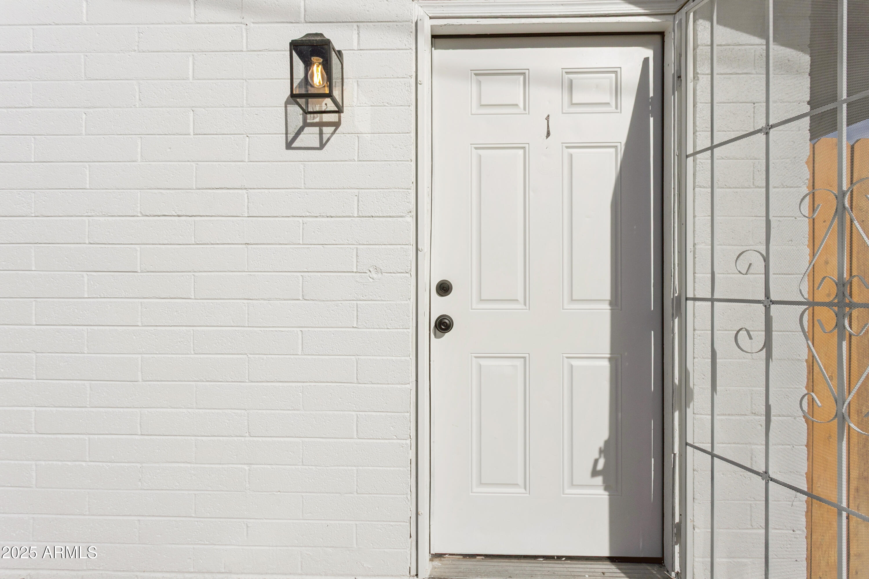 13017 North 20th Street Phoenix, AZ 85022 - Photo 2 of 46 a bathroom with a shower