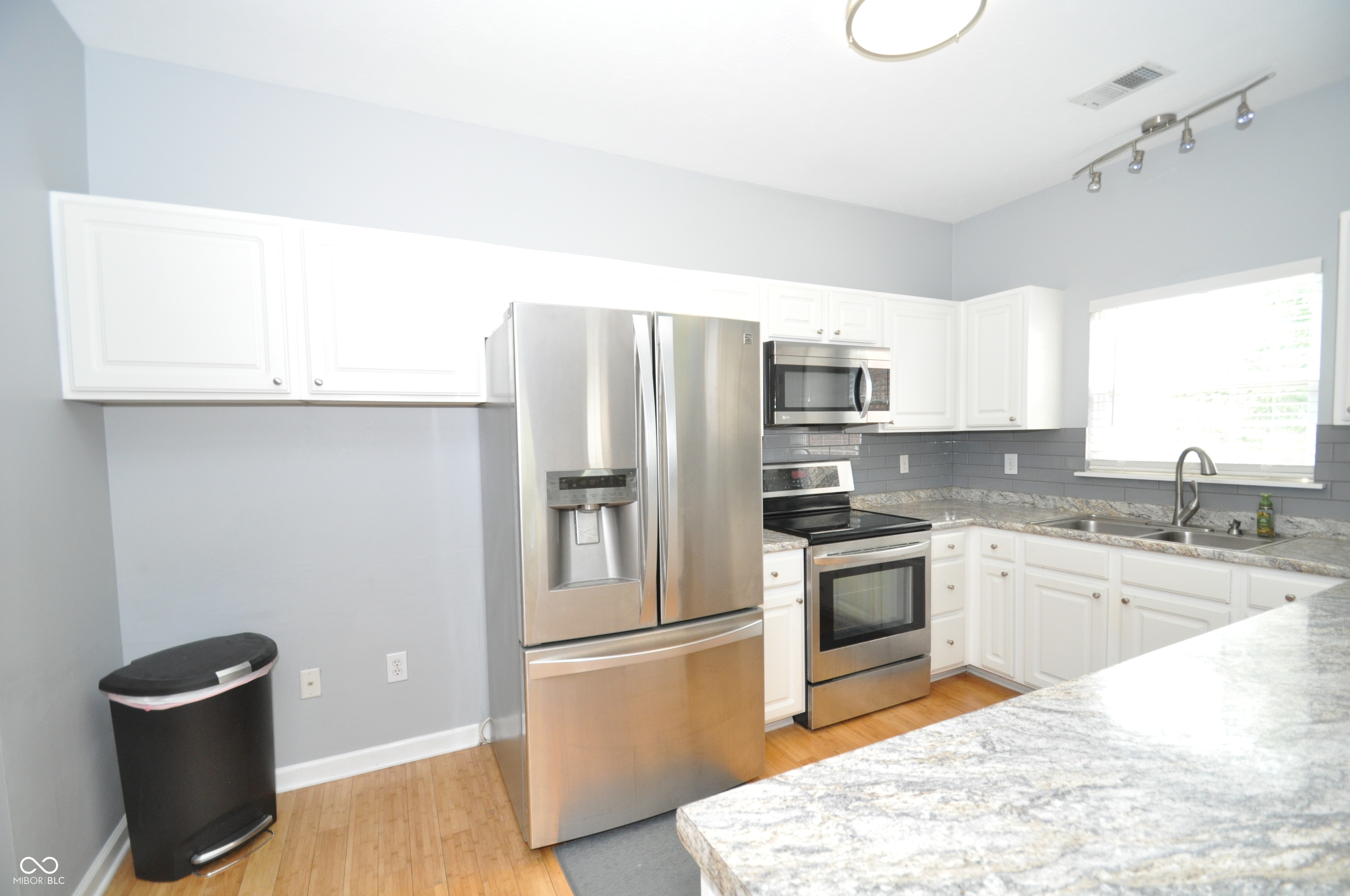 1367 Shadow Ridge Road Carmel, IN 46280 - Photo 10 of 29