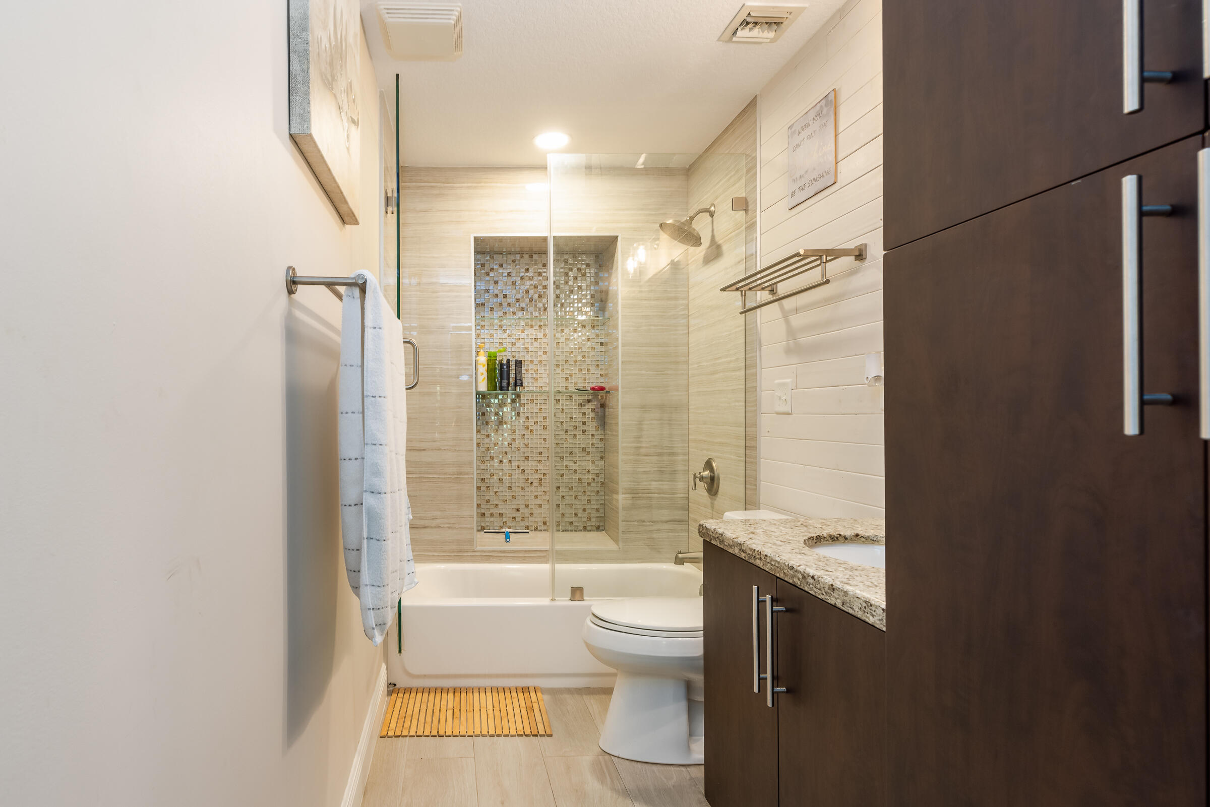 98222 Windward Avenue Key Largo, FL 33037 - Photo 19 of 41 a bathroom with a toilet a sink and a bathtub