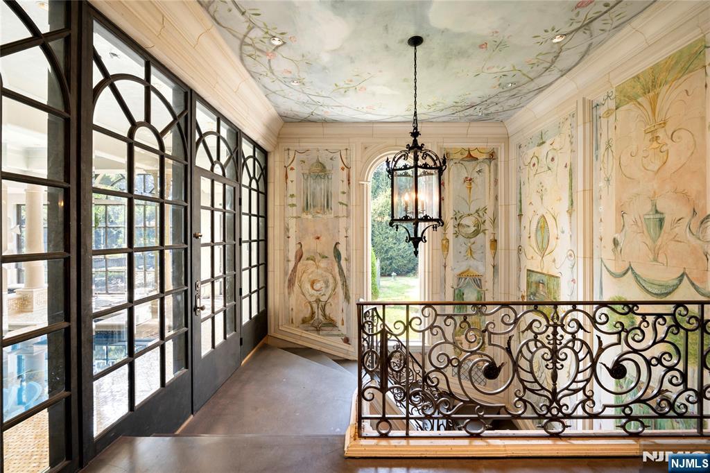 31 Rio Vista Drive Alpine, NJ 07620 - Photo 16 of 41