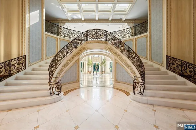 $24,750,000 | 31 Rio Vista Drive, Alpine, NJ 07620