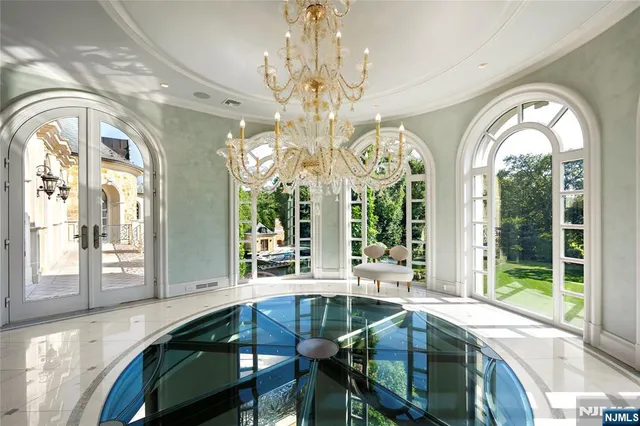 $24,750,000 | 31 Rio Vista Drive, Alpine, NJ 07620