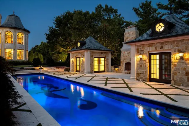 $24,750,000 | 31 Rio Vista Drive, Alpine, NJ 07620