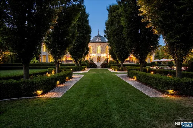 $24,750,000 | 31 Rio Vista Drive, Alpine, NJ 07620