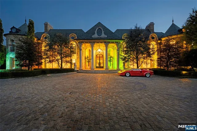 $24,750,000 | 31 Rio Vista Drive, Alpine, NJ 07620