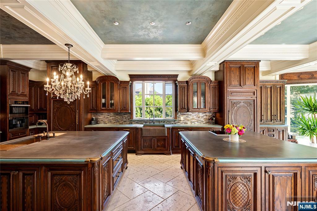 31 Rio Vista Drive Alpine, NJ 07620 - Photo 7 of 41