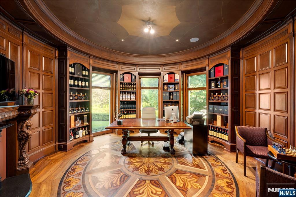 31 Rio Vista Drive Alpine, NJ 07620 - Photo 8 of 41