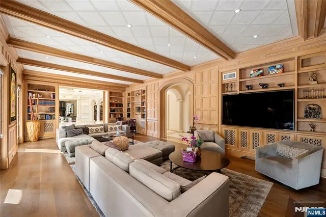 $24,750,000 | 31 Rio Vista Drive, Alpine, NJ 07620