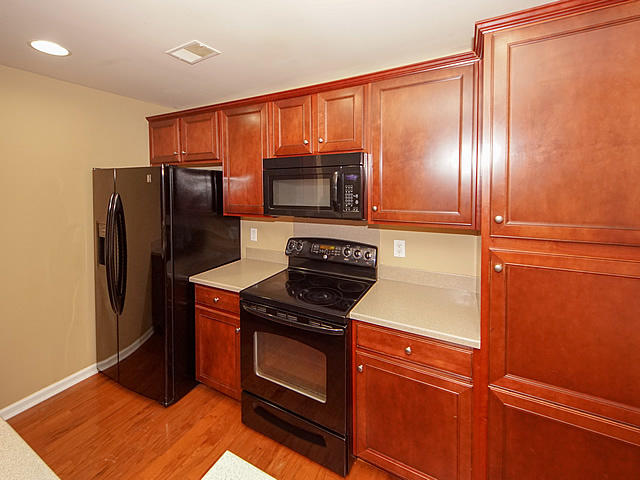302 Briarbend Road Goose Creek, SC 29445 - Photo 10 of 28 10