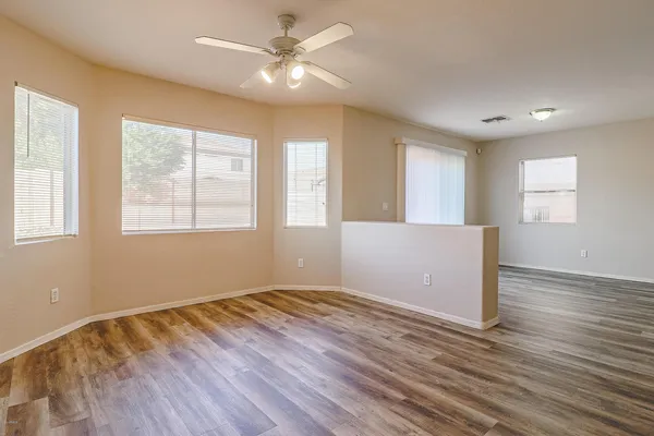 $1,700 | 12446 West Ash Street, El Mirage, AZ 85335