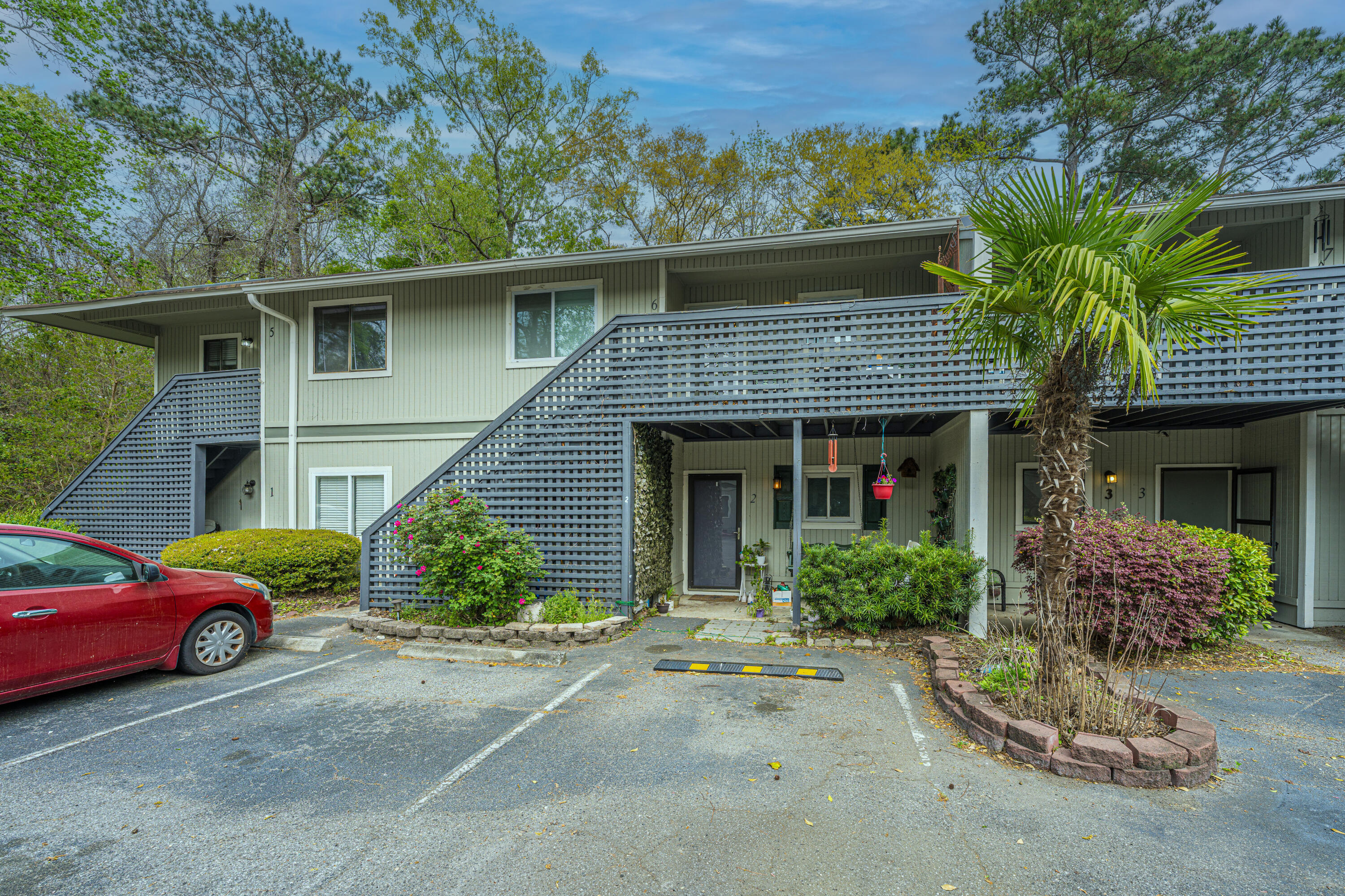 2745 Jobee Drive, Unit 6 Charleston, SC 29414 - Photo 2 of 34 2745JobeeDrUnit6_001