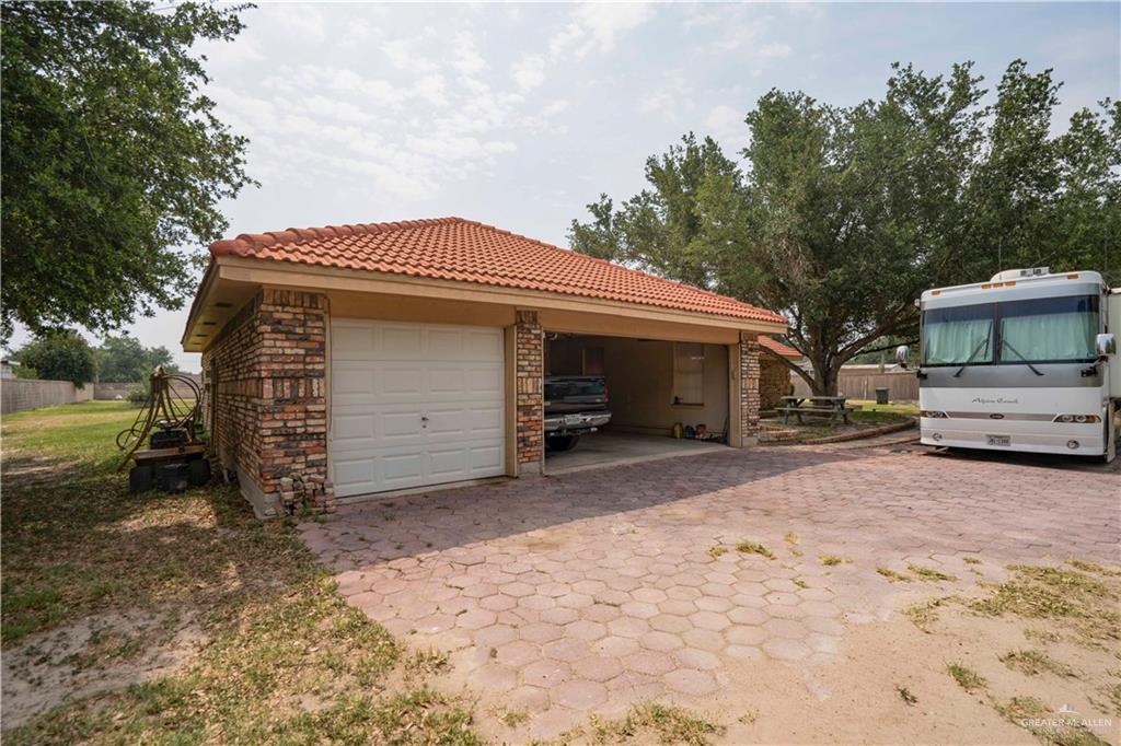 3303 North Shary Road Mission, TX 78573 - Photo 5 of 20