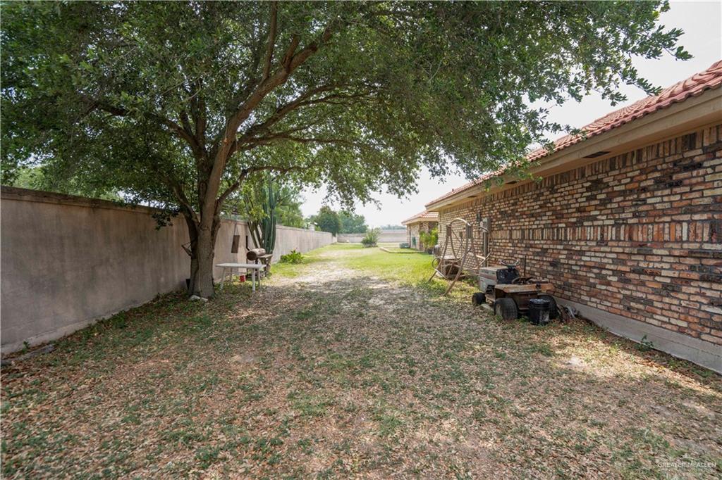 3303 North Shary Road Mission, TX 78573 - Photo 7 of 20