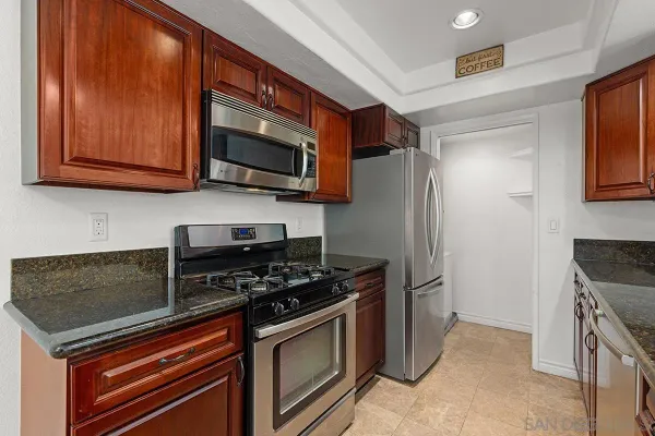 $3,000 | 13262 Salmon River Road, Unit 204, San Diego, CA 92129