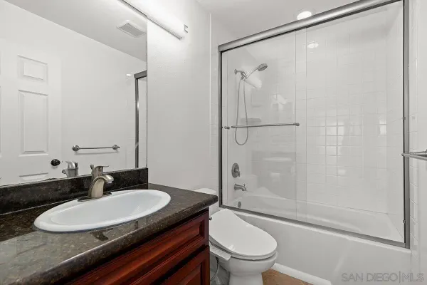 $3,000 | 13262 Salmon River Road, Unit 204, San Diego, CA 92129