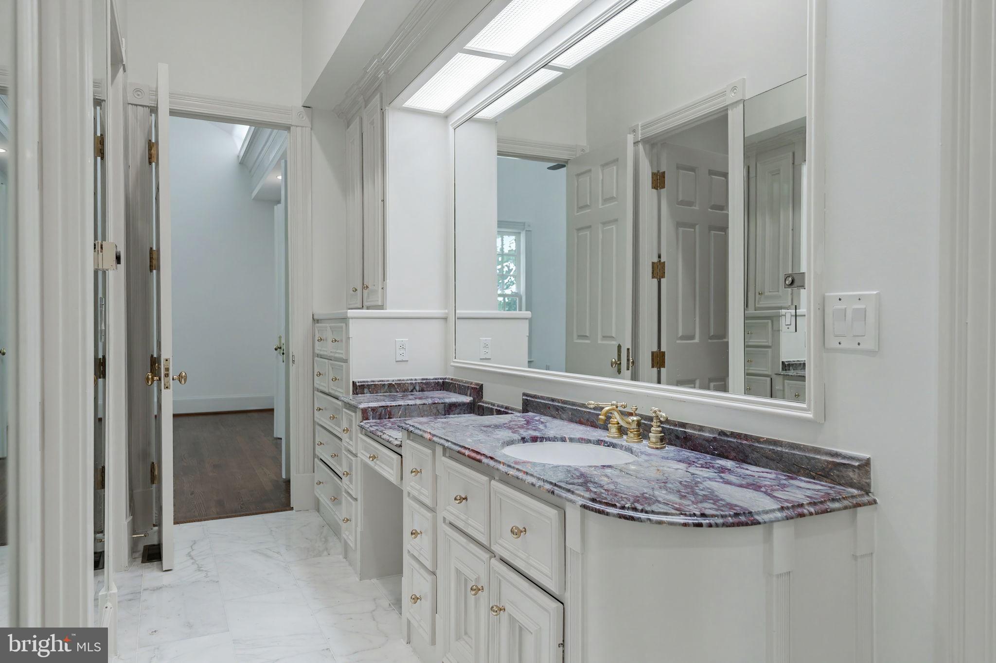 8705 Belmart Road Potomac, MD 20854 - Photo 19 of 59 Gallery Image 19