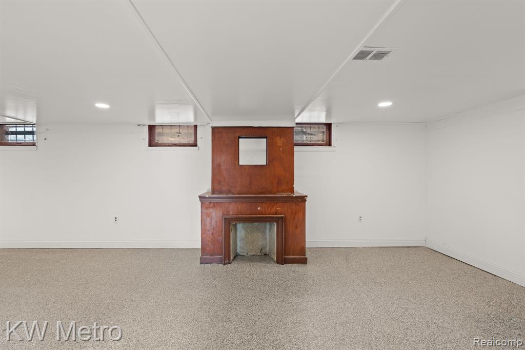 5500 Alter Road Detroit, MI 48224 - Photo 23 of 33