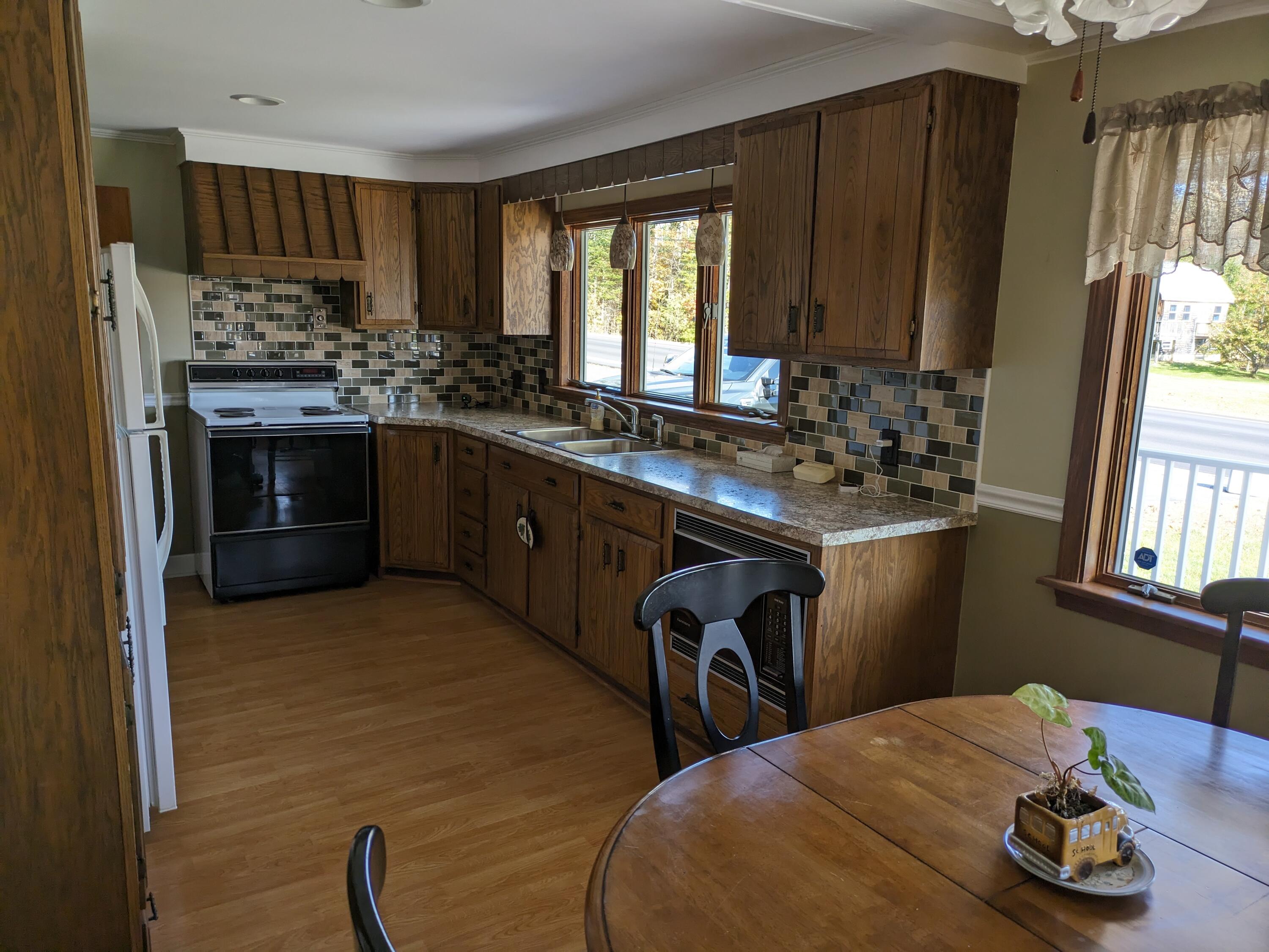740 Franklin Road Jay, ME 04239 - Photo 5 of 19 Kitchen2