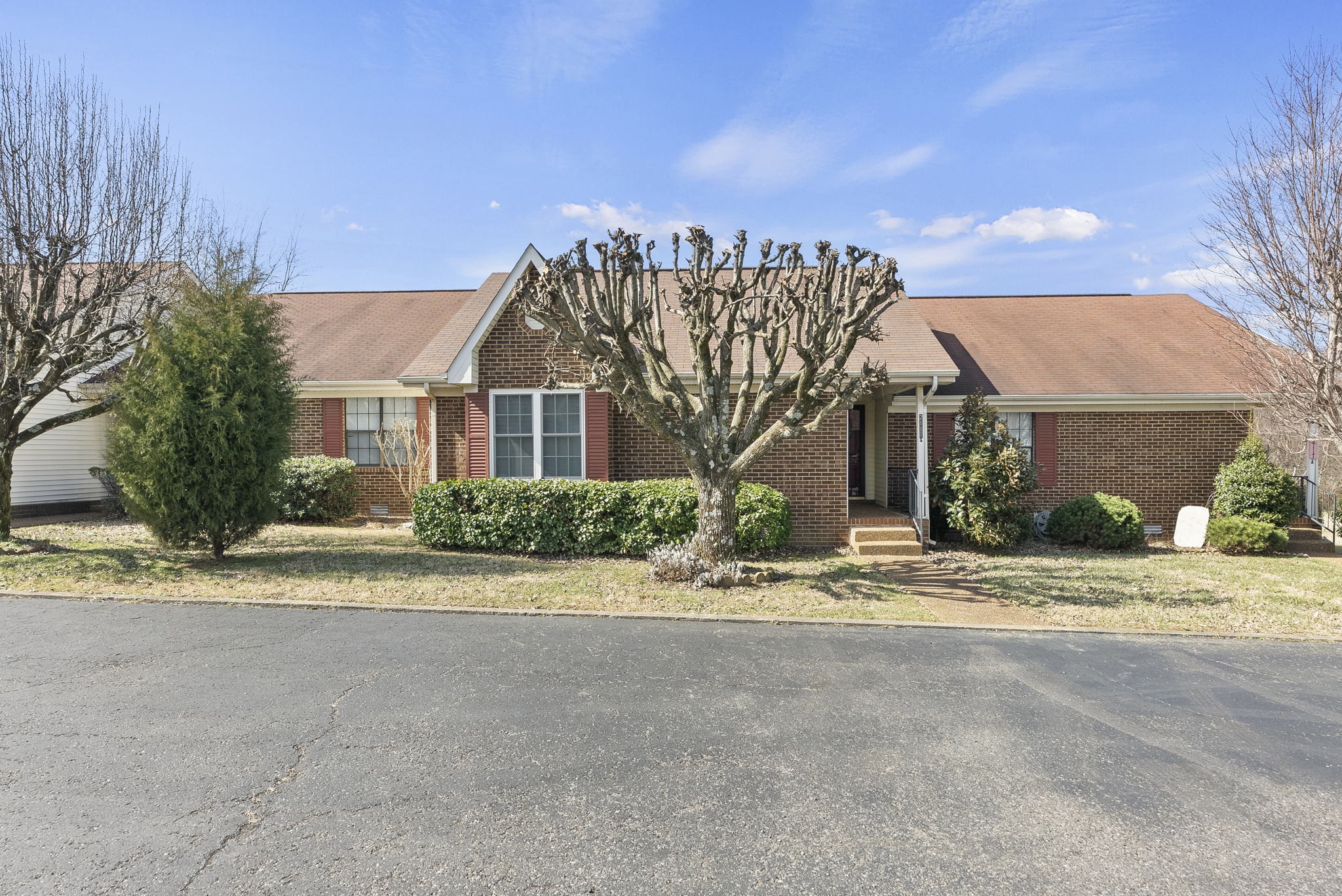 2117 Mockingbird Lane, Unit B Springfield, TN 37172 - Photo 1 of 15 Gallery Image 1