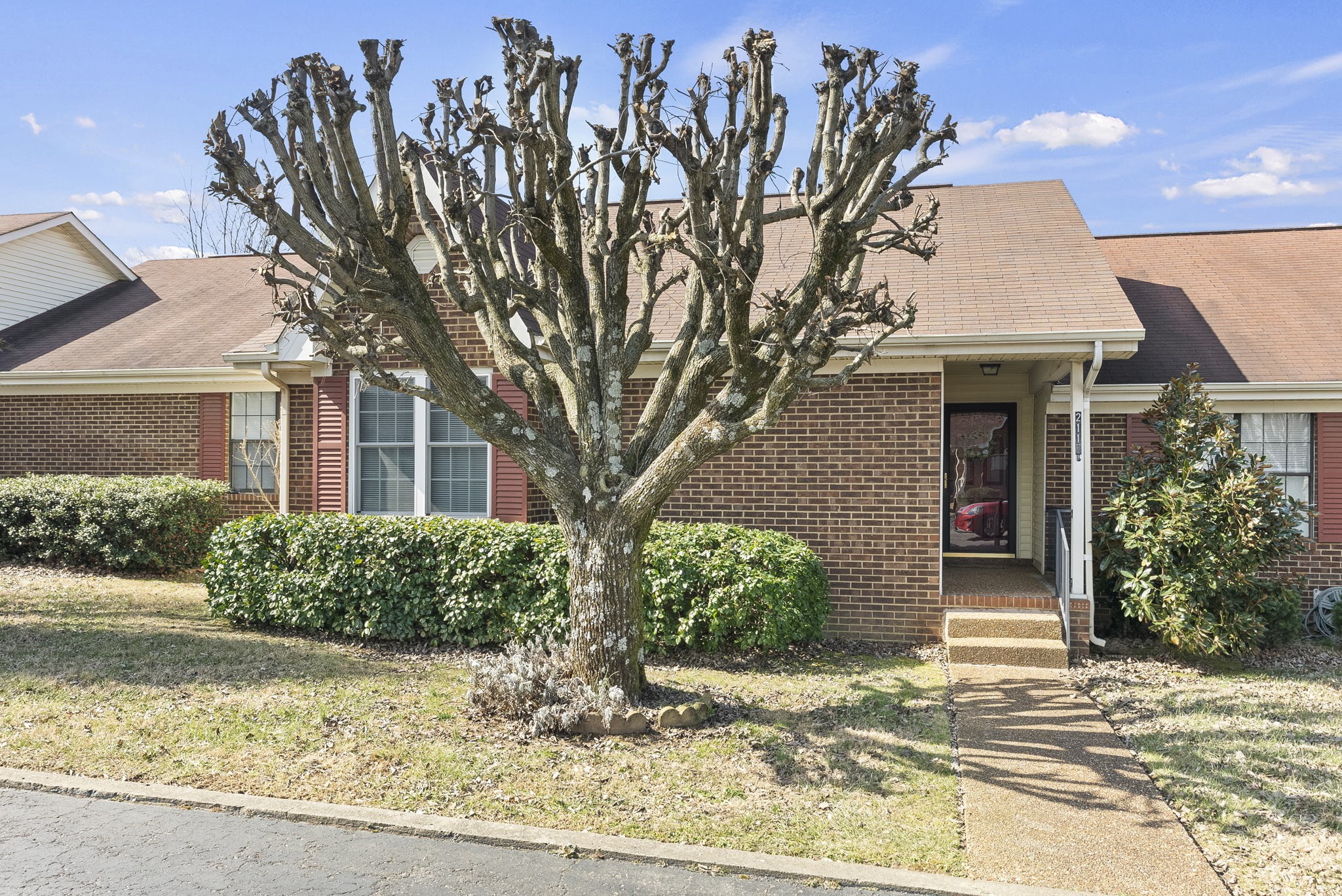 2117 Mockingbird Lane, Unit B Springfield, TN 37172 - Photo 2 of 15 Gallery Image 2