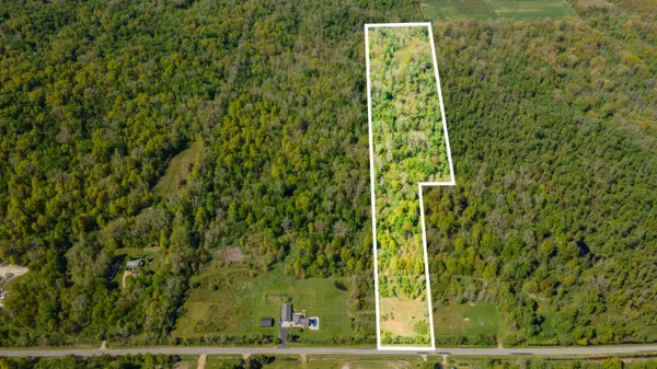 $150,000 | 44500 38th Avenue, Paw Paw, MI 49079