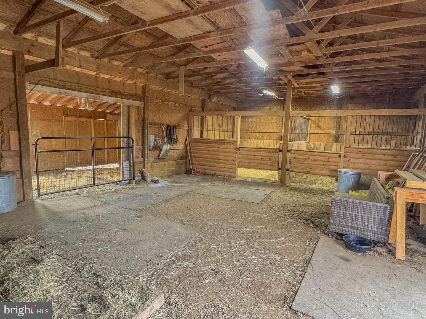 2531 Uniontown Road Westminster, MD 21158 - Photo 45 of 61 Barn