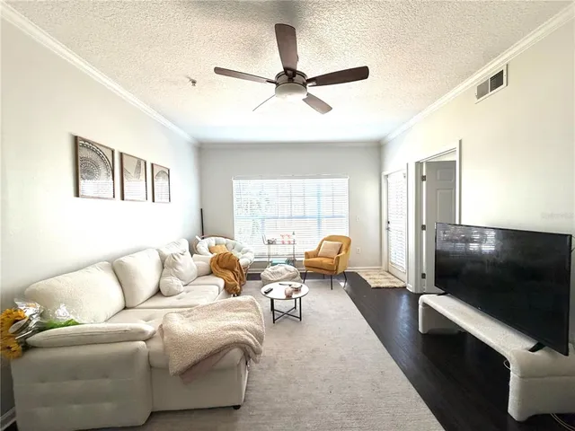 $3,300 | 800 South Dakota Avenue, Unit 308, Tampa, FL 33606