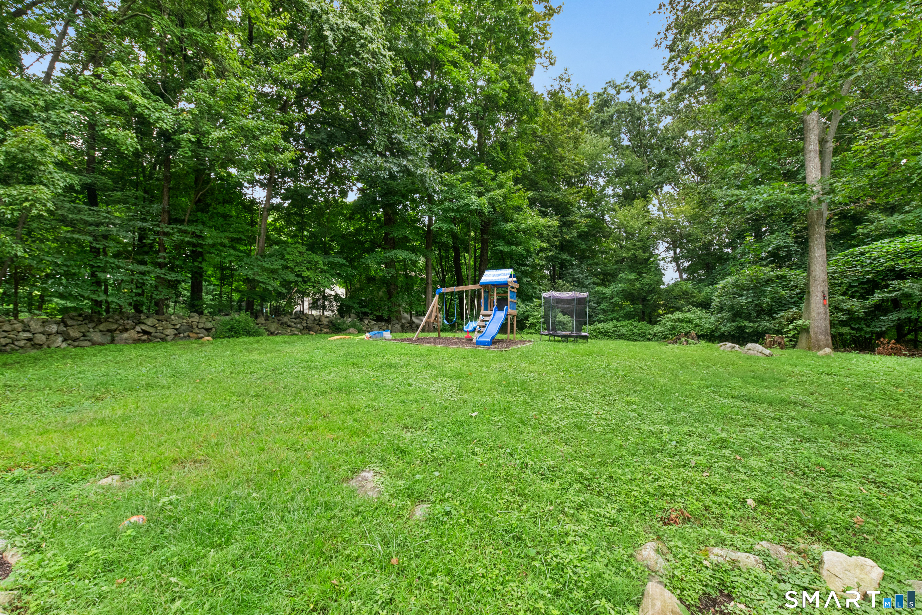 13 Ball Pond Road Danbury, CT 06811 - Photo 23 of 29 Gallery Image 23