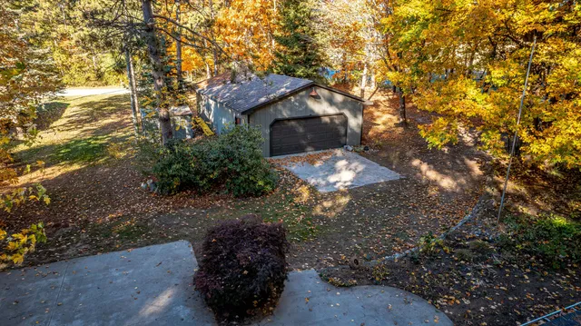 $449,000 | 2215 North Holiday Drive, Mears, MI 49436