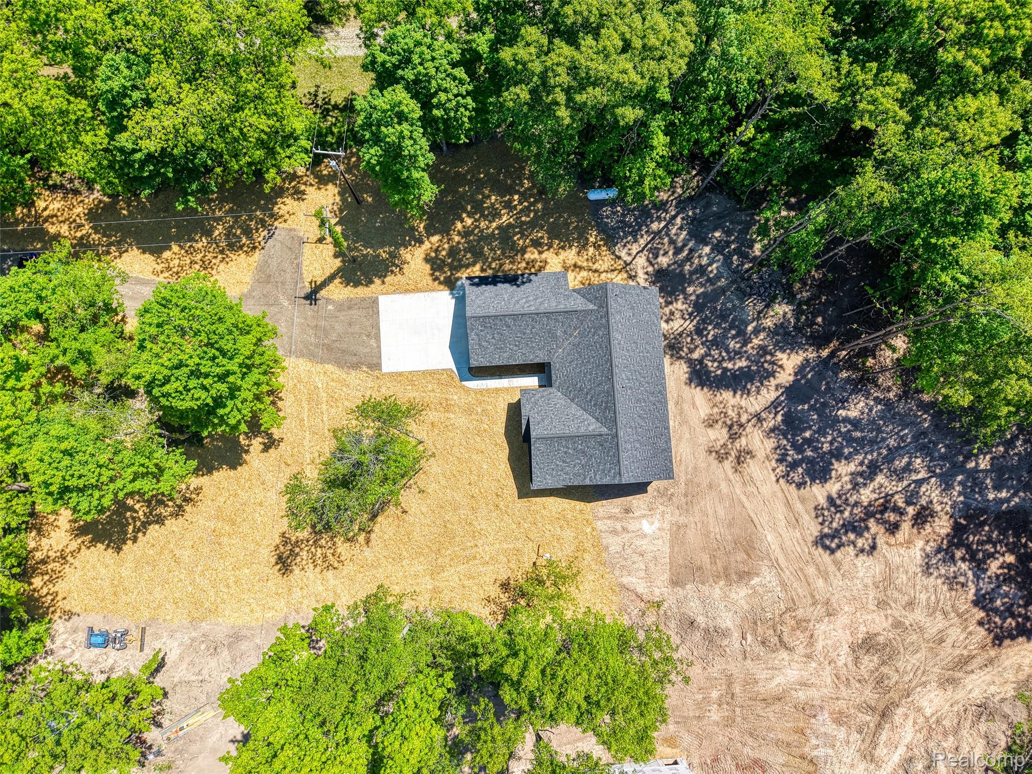 10551 West Allen Road Fowlerville, MI 48836 - Photo 34 of 34 DJI_20260603122751_0464_D_13.jpg