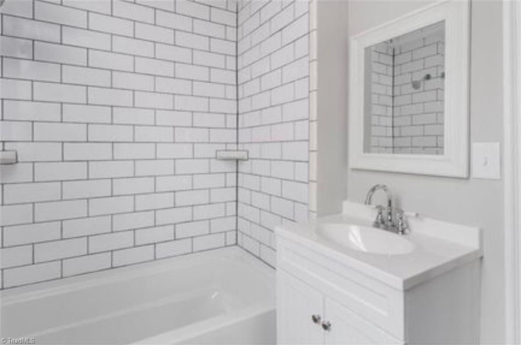 321 Louise Avenue High Point, NC 27262 - Photo 15 of 20