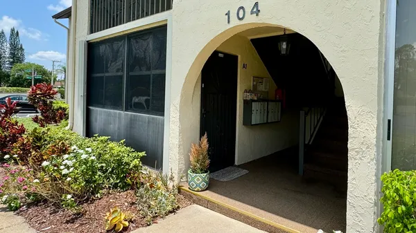 $2,050 | 104 Lake Pine Circle, Unit A1, Greenacres, FL 33463