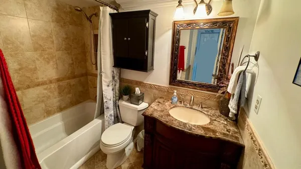 $2,050 | 104 Lake Pine Circle, Unit A1, Greenacres, FL 33463