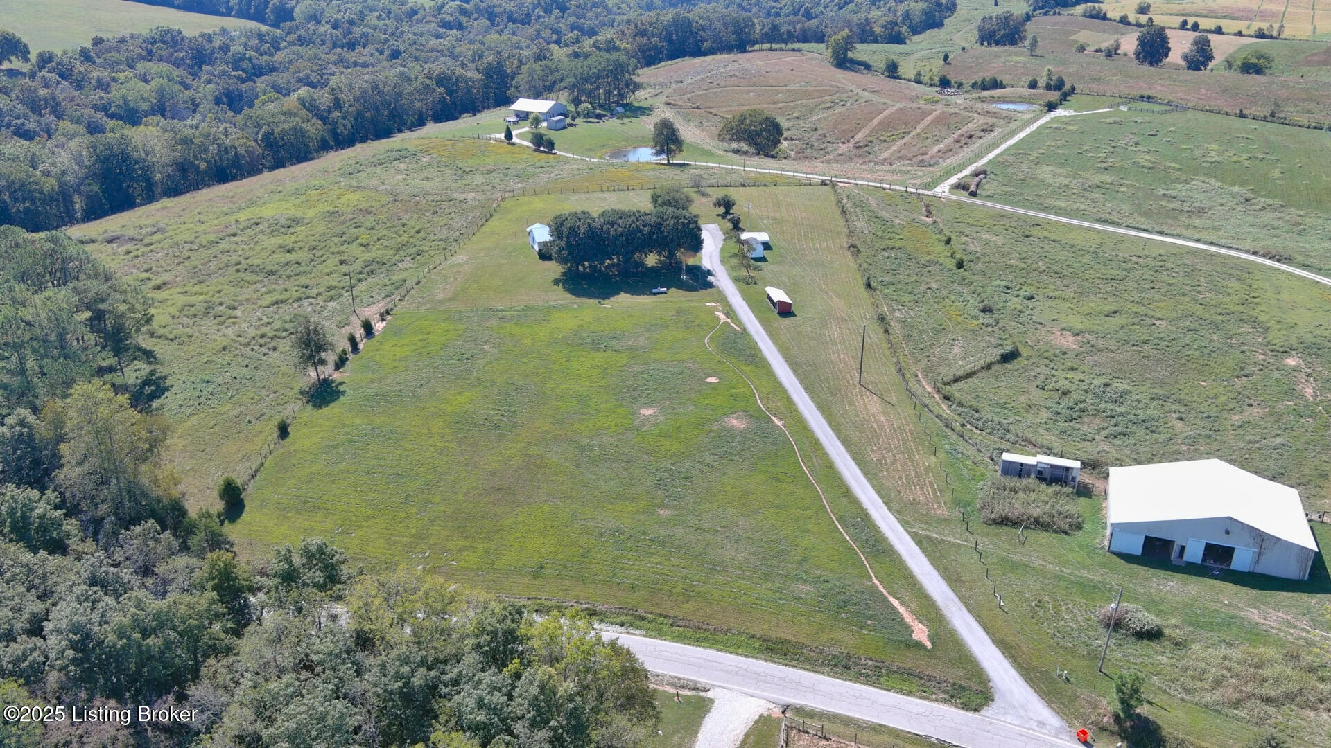 253 Boiling Springs Road Munfordville, KY 42765 - Photo 67 of 70 253 Boiling Springs Rd-61