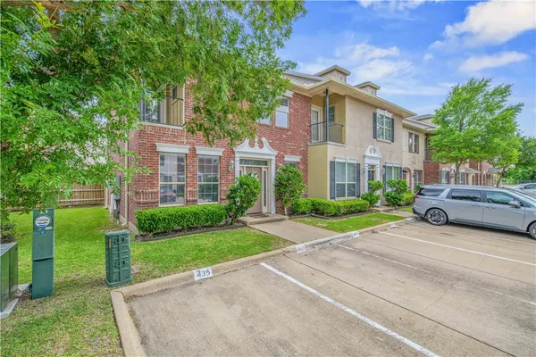 $275,000 | 437 Forest Drive, College Station, TX 77840