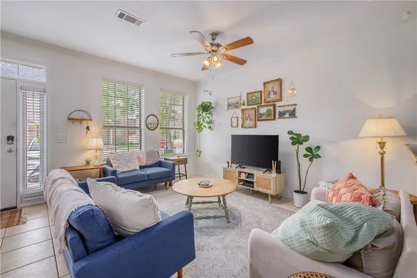 $275,000 | 437 Forest Drive, College Station, TX 77840