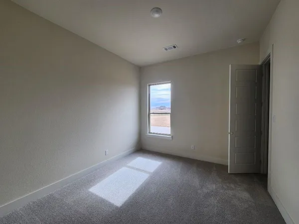 $599,900 | 2433 Meteor Drive, Krum, TX 76249