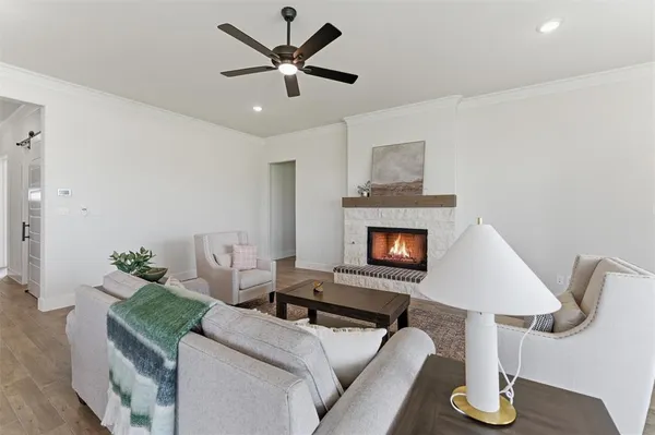 $589,900 | 2433 Meteor Drive, Krum, TX 76249