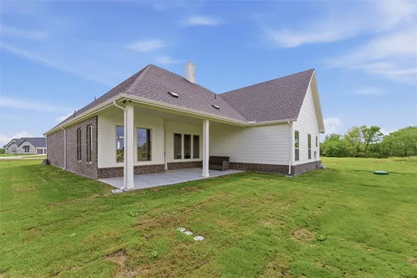 $589,900 | 2433 Meteor Drive, Krum, TX 76249