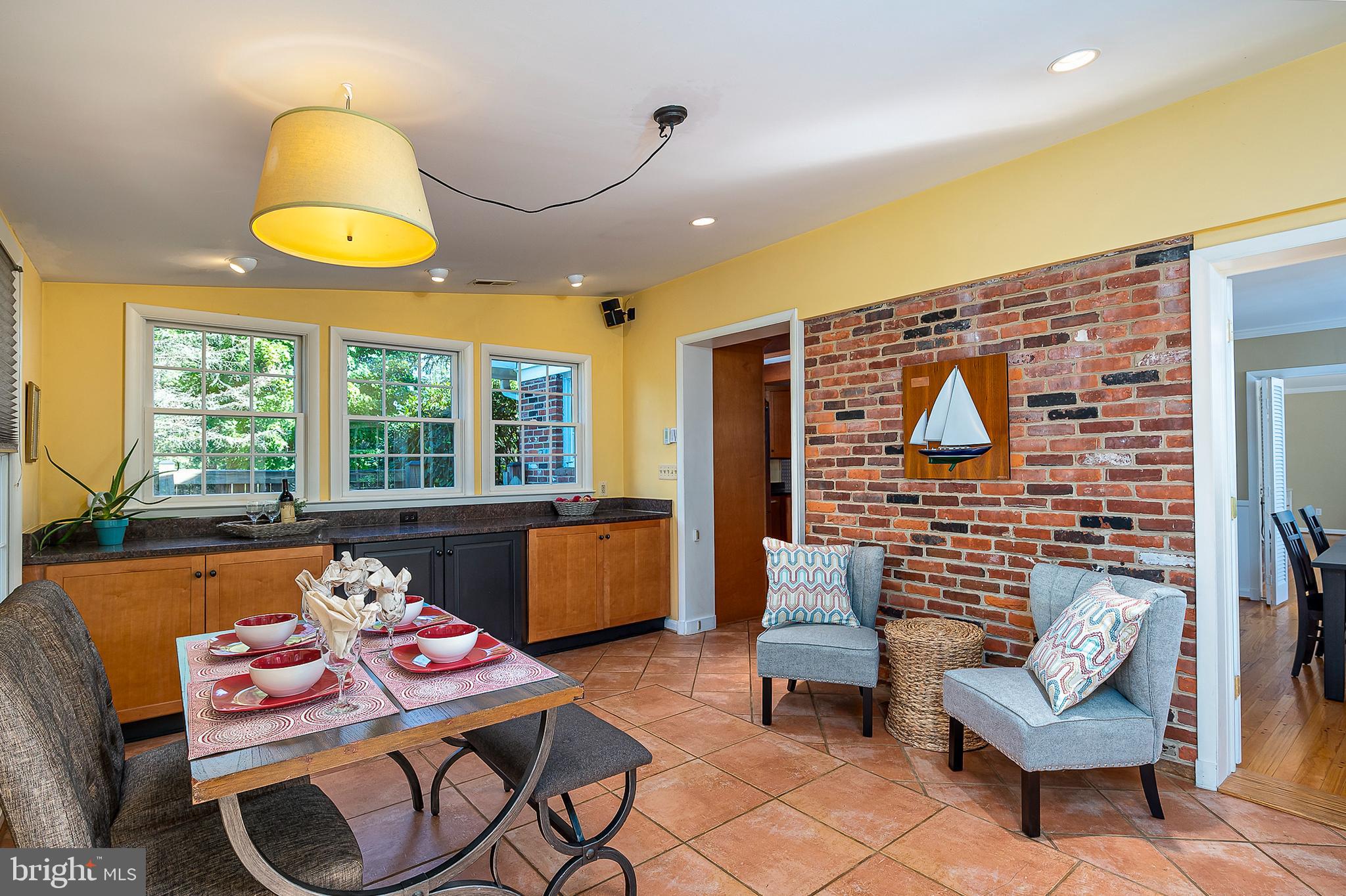 3914 Chatham Road Ellicott City, MD 21042 - Photo 13 of 53 Sunroom