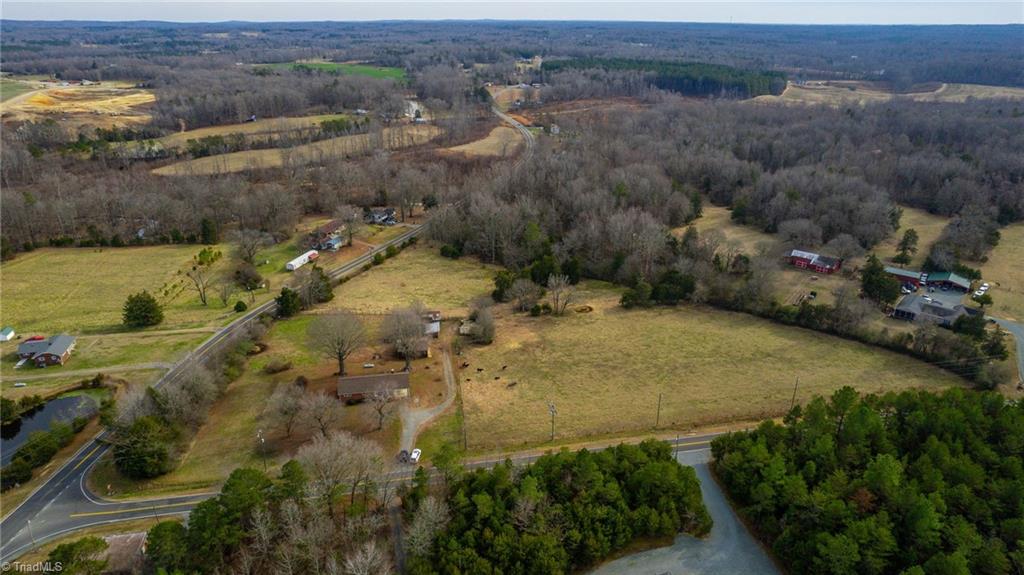 6405 Alamance County Line Road Liberty, NC 27298 - Photo 2 of 27 Gallery Image 2