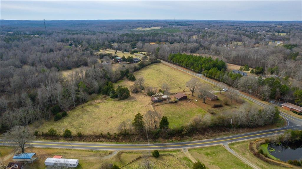 6405 Alamance County Line Road Liberty, NC 27298 - Photo 25 of 27 Gallery Image 25
